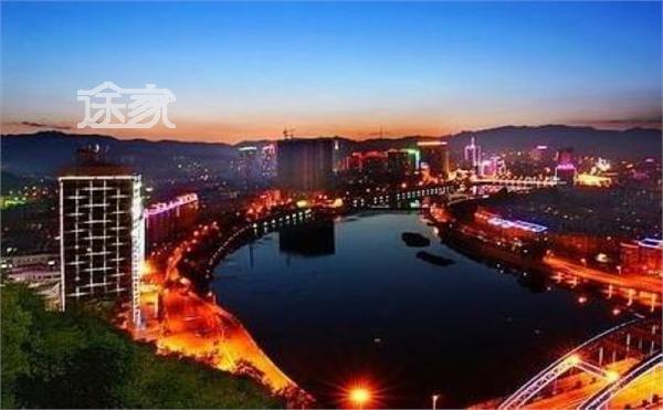 千年风华映承德，河北东北的历史名城画卷