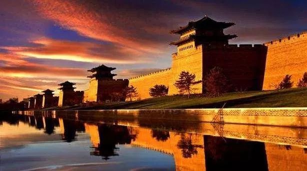 伞影下的回忆,大同舞台的幽深往事